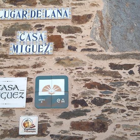 Pensjonat Casa Miguez Quion Zewnętrze zdjęcie